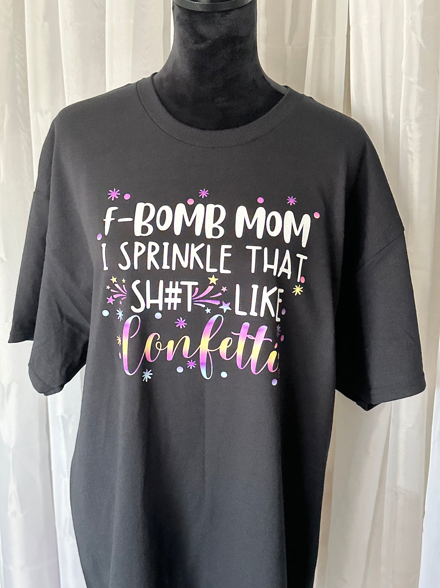 T-shirt "F-Bomb Mom"